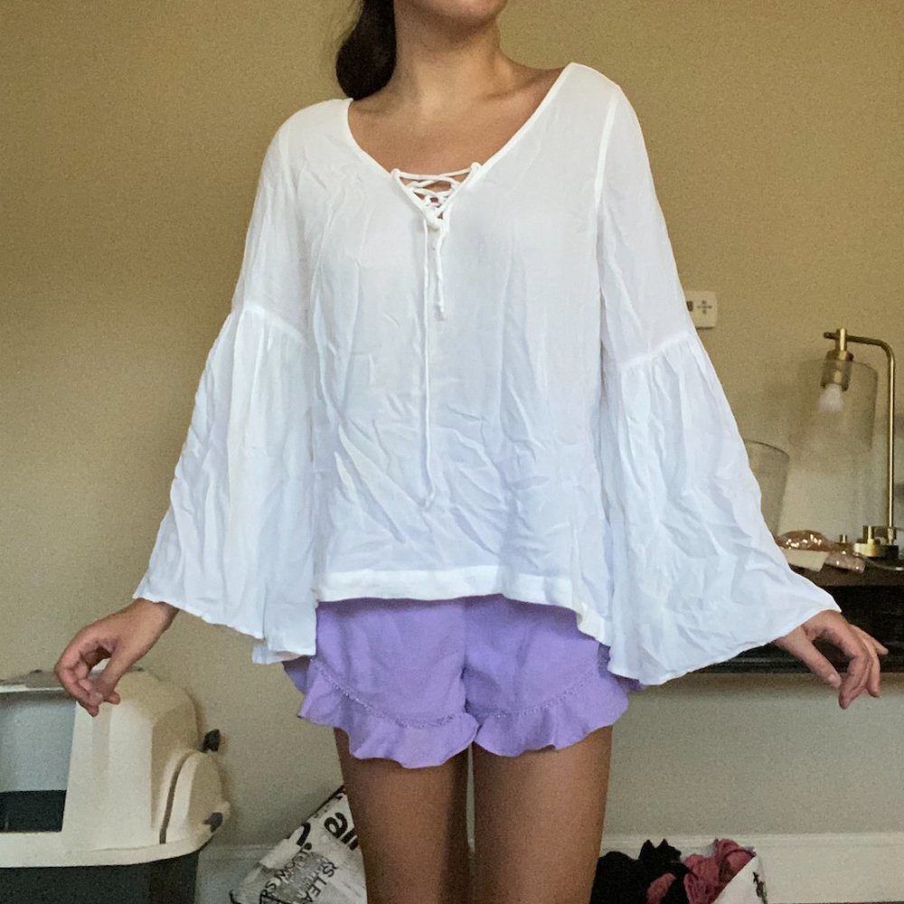 Flowy White Long-Sleeve Top with Front Lace Up - Picture 1 of 3